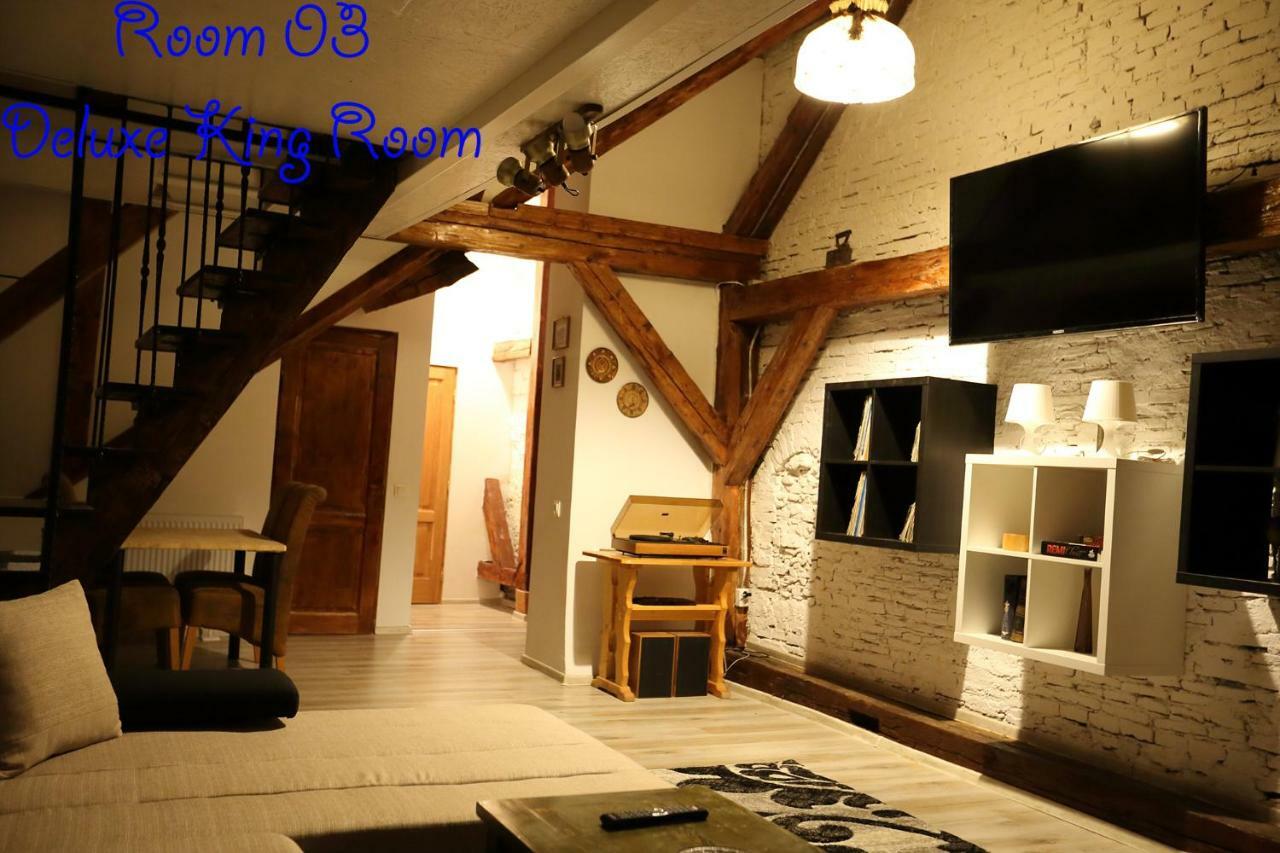 4 Rooms Piata Sfatului براشوف المظهر الخارجي الصورة